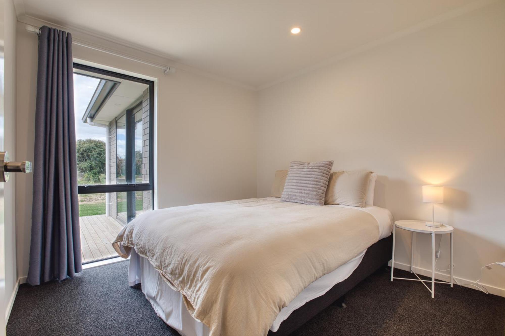 Stylish 4 Bedroom House Brand New In Rotorua Eksteriør billede